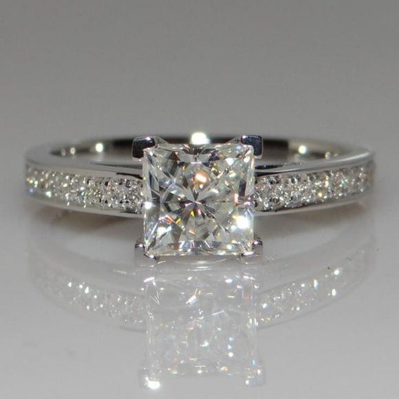 NEW 925 Sterling Silver Princess Cut Diamond Ring